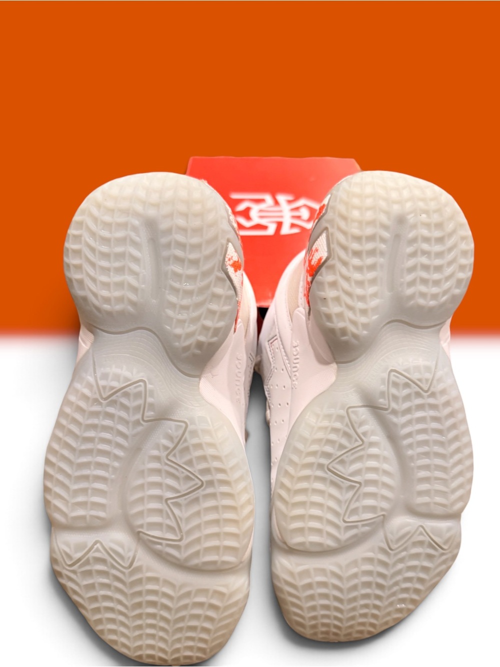 Adidas D.O.N. Issue 2C - Picture 5 of 5
